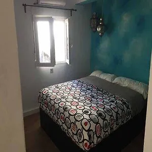 Konukevi Hostal The Monkey Room Marbella