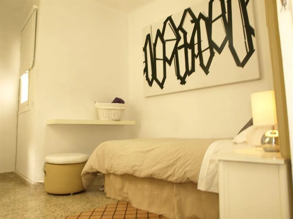 Hostal The Monkey Room Marbella